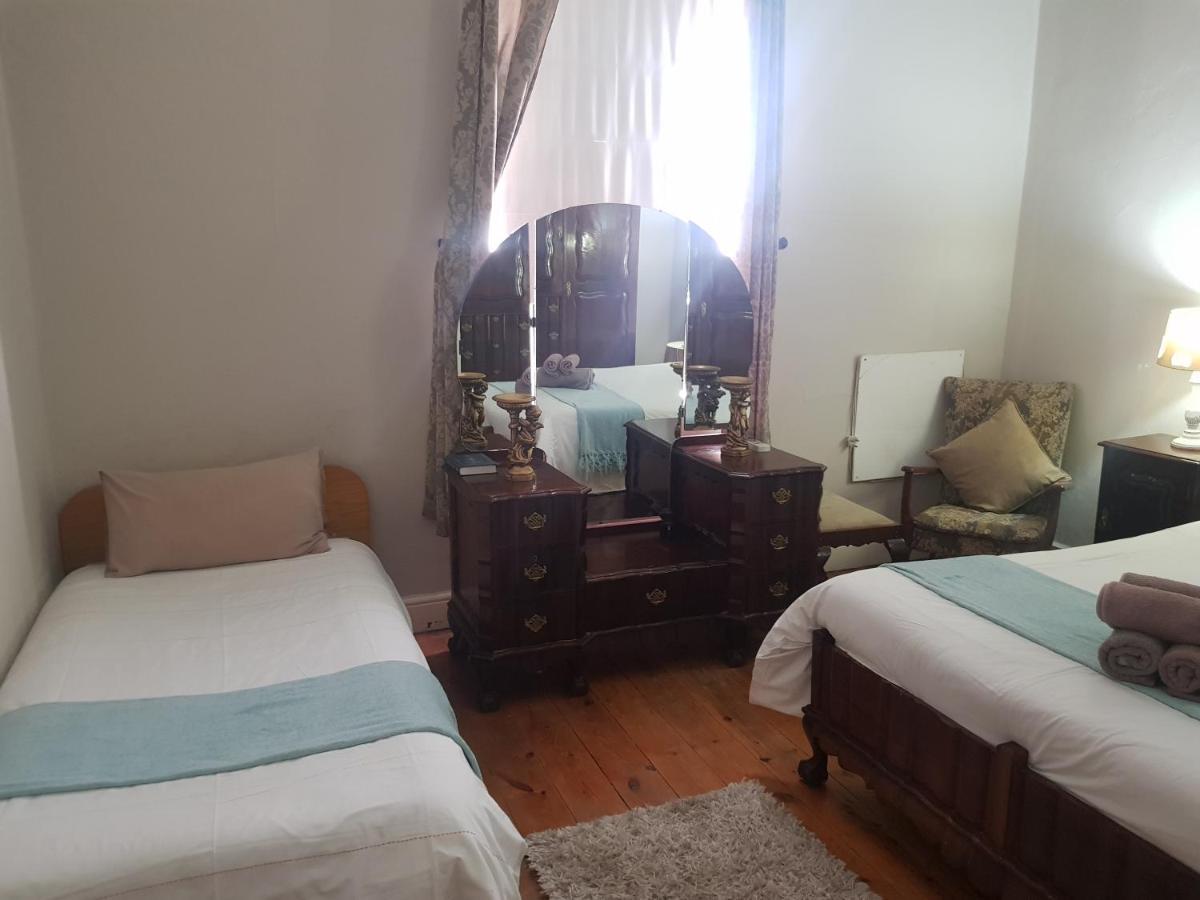 Karoo Manor Guesthouse And Restaurant Richmond  Esterno foto